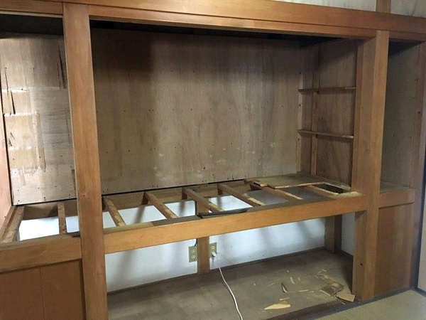掃除しながらやってるのは、まぁえらい